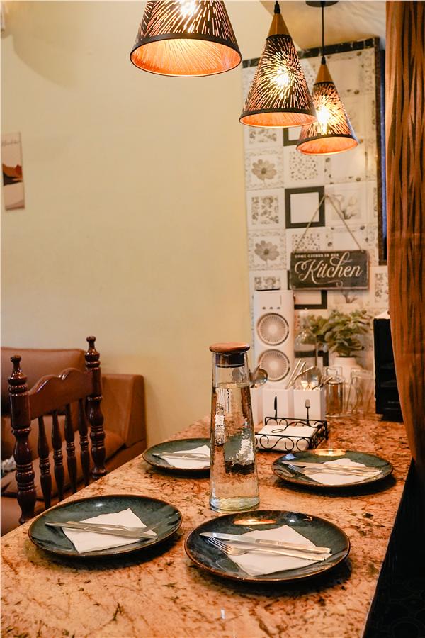 Main Dining