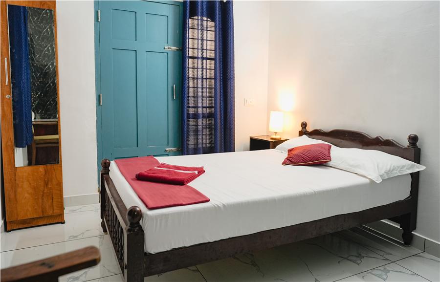 Single Non-AC Room